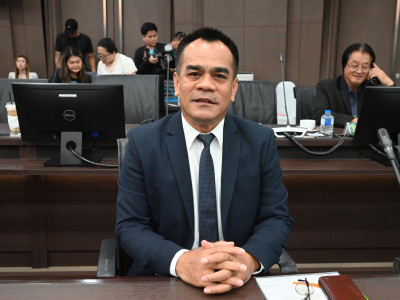 นายอรรถกร ศิริลัทธยากร รัฐมนตรีว่าการกระทรวงเกษตรและสหกรณ์ ... พารามิเตอร์รูปภาพ 5