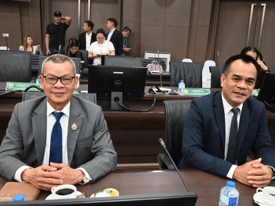 นายอรรถกร ศิริลัทธยากร รัฐมนตรีว่าการกระทรวงเกษตรและสหกรณ์ ... พารามิเตอร์รูปภาพ 7