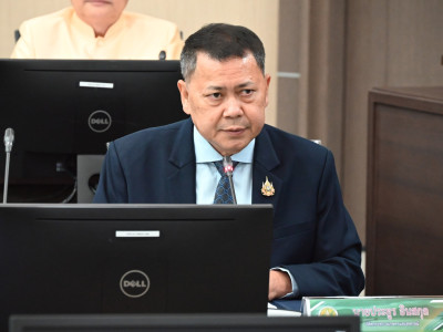นายอรรถกร ศิริลัทธยากร รัฐมนตรีว่าการกระทรวงเกษตรและสหกรณ์ ... พารามิเตอร์รูปภาพ 8