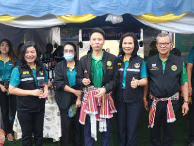 นายอรรถกร ศิริลัทธยากร รัฐมนตรีว่าการกระทรวงเกษตรและสหกรณ์ ... พารามิเตอร์รูปภาพ 10