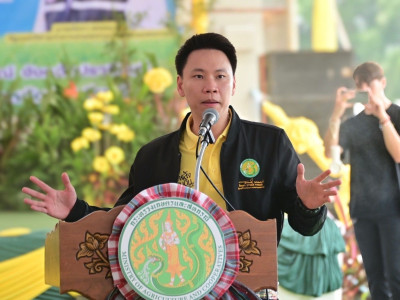 นายอรรถกร ศิริลัทธยากร รัฐมนตรีว่าการกระทรวงเกษตรและสหกรณ์ ... พารามิเตอร์รูปภาพ 1