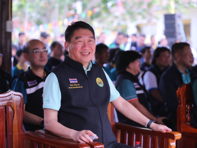 นายอรรถกร ศิริลัทธยากร รัฐมนตรีว่าการกระทรวงเกษตรและสหกรณ์ ... พารามิเตอร์รูปภาพ 6