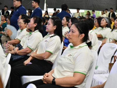 นายอรรถกร ศิริลัทยากร รัฐมนตรีว่าการกระทรวงเกษตรและสหกรณ์ ... พารามิเตอร์รูปภาพ 40