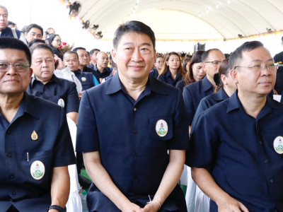 นายอรรถกร ศิริลัทธยากร รัฐมนตรีว่าการกระทรวงเกษตรและสหกรณ์ ... พารามิเตอร์รูปภาพ 4