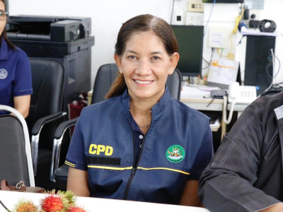 อธิบดีกรมส่งเสริมสหกรณ์ พร้อมด้วย นายรุ่งโรจน์ ... พารามิเตอร์รูปภาพ 12