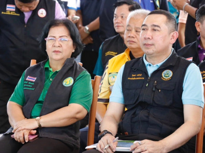 นายอรรถกร ศิริลัทธยากร รัฐมนตรีว่าการกระทรวงเกษตรและสหกรณ์ ... พารามิเตอร์รูปภาพ 9