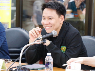 นายอรรถกร ศิริลัทธยากร รัฐมนตรีว่าการกระทรวงเกษตรและสหกรณ์ ... พารามิเตอร์รูปภาพ 1