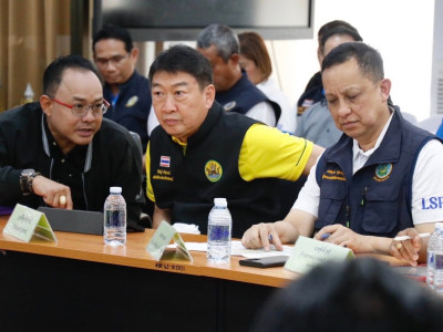 นายอรรถกร ศิริลัทธยากร รัฐมนตรีว่าการกระทรวงเกษตรและสหกรณ์ ... พารามิเตอร์รูปภาพ 10