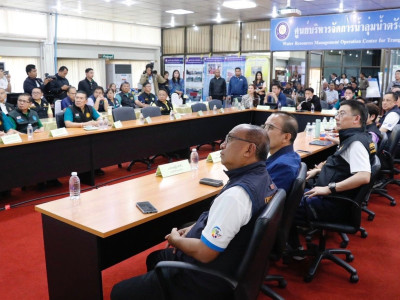 นายอรรถกร ศิริลัทธยากร รัฐมนตรีว่าการกระทรวงเกษตรและสหกรณ์ ... พารามิเตอร์รูปภาพ 13