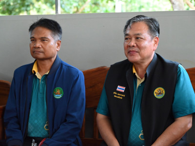 อธิบดีกรมส่งเสริมสหกรณ์ พร้อมด้วย ผู้ตรวจราชการกรม ... พารามิเตอร์รูปภาพ 20