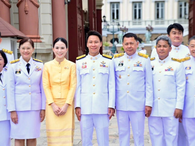 นายอรรถกร ศิริลัทธยากร รัฐมนตรีว่าการกระทรวงเกษตรและสหกรณ์ ... พารามิเตอร์รูปภาพ 6