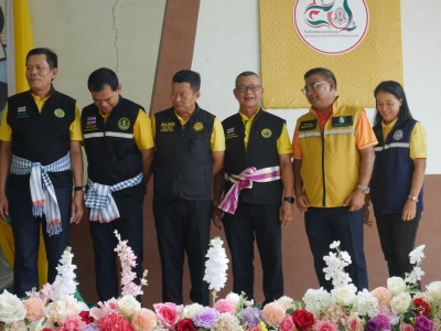 นายอรรถกร ศิริลัทธยากร รัฐมนตรีว่าการกระทรวงเกษตรและสหกรณ์ ... พารามิเตอร์รูปภาพ 3