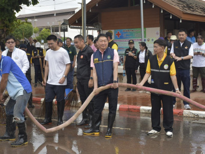 นายอรรถกร ศิริลัทธยากร รัฐมนตรีว่าการกระทรวงเกษตรและสหกรณ์ ... พารามิเตอร์รูปภาพ 6