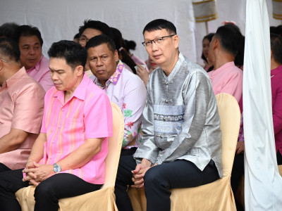 อธิบดีกรมส่งเสริมสหกรณ์ พร้อมด้วย อธิบดีกรมตรวจบัญชีสหกรณ์ ... พารามิเตอร์รูปภาพ 25