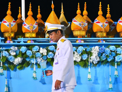 นายภูมิธรรม เวชยชัย รองนายกรัฐมนตรี และ ... พารามิเตอร์รูปภาพ 32