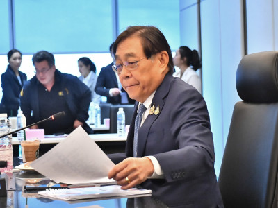 นายพิชัย ชุณหวชิร รองนายกรัฐมนตรี ... พารามิเตอร์รูปภาพ 1