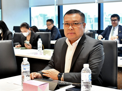 นายพิชัย ชุณหวชิร รองนายกรัฐมนตรี ... พารามิเตอร์รูปภาพ 4