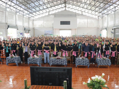 นายอรรถกร ศิริลัทธยากร รัฐมนตรีว่าการกระทรวงเกษตรและสหกรณ์ ... พารามิเตอร์รูปภาพ 15