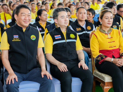 นายอัครา พรหมเผ่า รัฐมนตรีช่วยว่าการกระทรวงเกษตรและสหกรณ์ ... พารามิเตอร์รูปภาพ 2