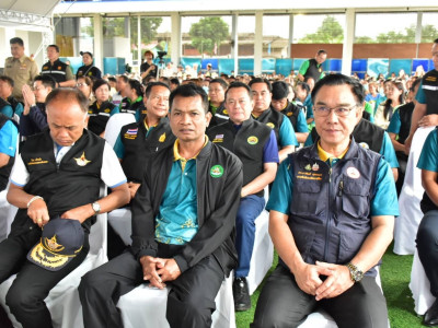 นายอรรถกร ศิริลัทธยากร รัฐมนตรีว่าการกระทรวงเกษตรและสหกรณ์ ... พารามิเตอร์รูปภาพ 3