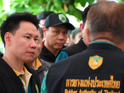 นายอรรถกร ศิริลัทธยากร รัฐมนตรีว่าการกระทรวงเกษตรและสหกรณ์ ... พารามิเตอร์รูปภาพ 13