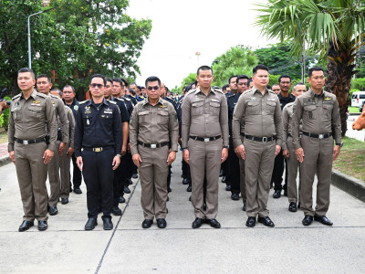 นายอรรถกร ศิริลัทธยากร รัฐมนตรีว่าการกระทรวงเกษตรและสหกรณ์ ... พารามิเตอร์รูปภาพ 22