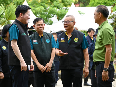 นายอรรถกร ศิริลัทธยากร รัฐมนตรีว่าการกระทรวงเกษตรและสหกรณ์ ... พารามิเตอร์รูปภาพ 8