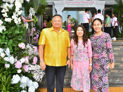 นายสาธิต ปานขำ เลขานุการกรมส่งเสริมสหกรณ์ ร่วมแสดงความยินดี ... พารามิเตอร์รูปภาพ 5