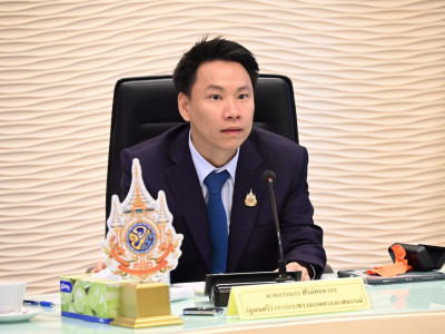 นายอรรถกร ศิริลัทธยากร รัฐมนตรีว่าการกระทรวงเกษตรและสหกรณ์ ... พารามิเตอร์รูปภาพ 1