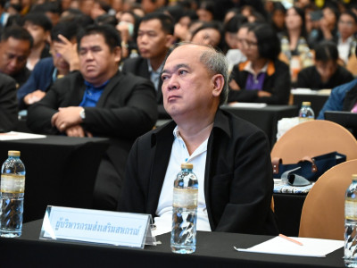 อธิบดีกรมส่งเสริมสหกรณ์ พร้อมด้วย ... พารามิเตอร์รูปภาพ 19