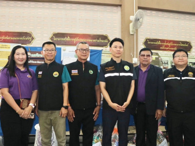 นายอรรถกร ศิริลัทธยากร รัฐมนตรีว่าการกระทรวงเกษตรและสหกรณ์ ... พารามิเตอร์รูปภาพ 6