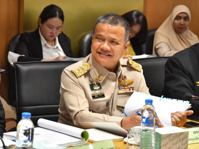 นายอรรถกร ศิริลัทธยากร รัฐมนตรีว่าการกระทรวงเกษตรและสหกรณ์ ... พารามิเตอร์รูปภาพ 22
