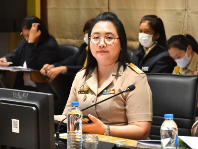 นายอรรถกร ศิริลัทธยากร รัฐมนตรีว่าการกระทรวงเกษตรและสหกรณ์ ... พารามิเตอร์รูปภาพ 3