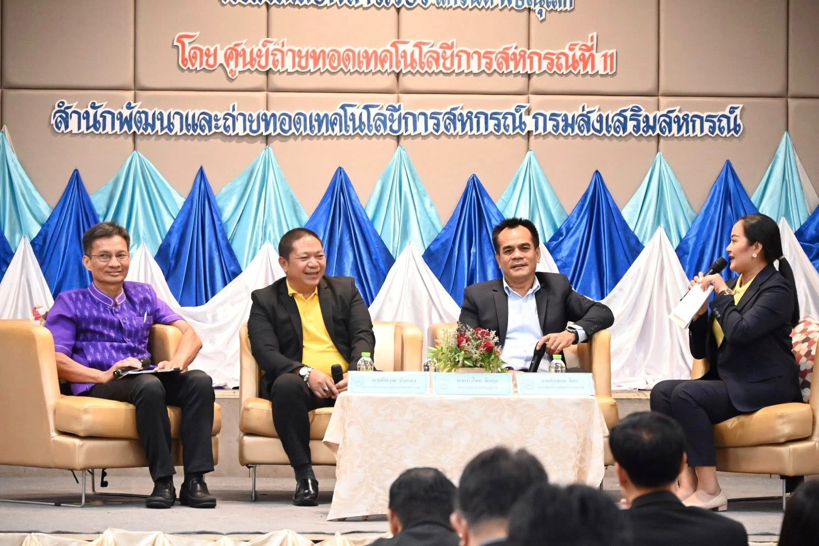 นายสันทาน สีสา รองอธิบดีกรมส่งเสริมสหกรณ์ ... พารามิเตอร์รูปภาพ 1
