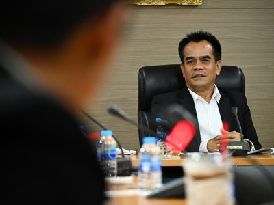 รองอธิบดีกรมส่งเสริมสหกรณ์ ... พารามิเตอร์รูปภาพ 2