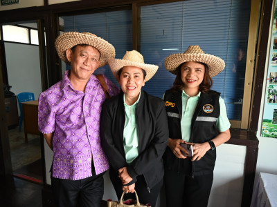 อธิบดีกรมส่งเสริมสหกรณ์ พร้อมด้วย นายสันทาน สีสา ... พารามิเตอร์รูปภาพ 31