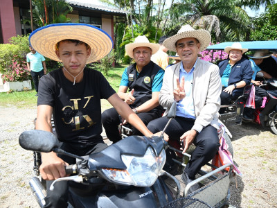 อธิบดีกรมส่งเสริมสหกรณ์ พร้อมด้วย นายสันทาน สีสา ... พารามิเตอร์รูปภาพ 33