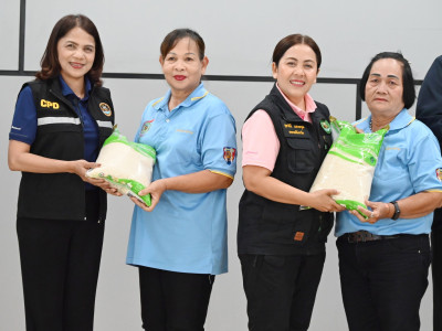 อธิบดีกรมส่งเสริมสหกรณ์ พร้อมด้วย นายสันทาน สีสา ... พารามิเตอร์รูปภาพ 51