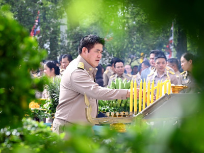 ร้อยเอก ธรรมนัส พรหมเผ่า รองนายกรัฐมนตรี และ รมว.เกษตรฯ ... พารามิเตอร์รูปภาพ 2