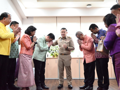 อธิบดีกรมส่งเสริมสหกรณ์ พร้อมด้วย ... พารามิเตอร์รูปภาพ 2