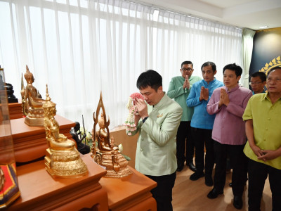 ผู้แทนหน่วยงานในสังกัดกรมส่งเสริมสหกรณ์ ... พารามิเตอร์รูปภาพ 16