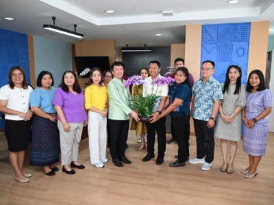 ผู้แทนหน่วยงานในสังกัดกรมส่งเสริมสหกรณ์ ... พารามิเตอร์รูปภาพ 32