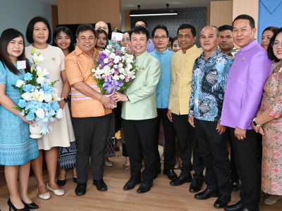 ผู้แทนหน่วยงานในสังกัดกรมส่งเสริมสหกรณ์ ... พารามิเตอร์รูปภาพ 34