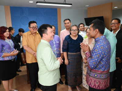 ผู้แทนหน่วยงานในสังกัดกรมส่งเสริมสหกรณ์ ... พารามิเตอร์รูปภาพ 30