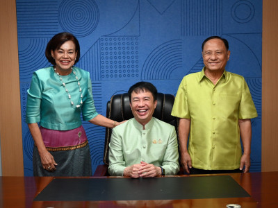 ผู้แทนหน่วยงานในสังกัดกรมส่งเสริมสหกรณ์ ... พารามิเตอร์รูปภาพ 4