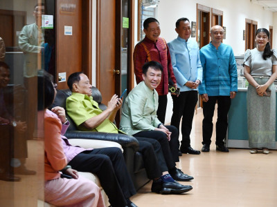 ผู้แทนหน่วยงานในสังกัดกรมส่งเสริมสหกรณ์ ... พารามิเตอร์รูปภาพ 6