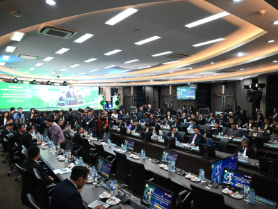 ร้อยเอก ธรรมนัส พรหมเผ่า รองนายกรัฐมนตรี และ รมว.เกษตรฯ ... พารามิเตอร์รูปภาพ 11