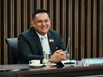 ร้อยเอก ธรรมนัส พรหมเผ่า รองนายกรัฐมนตรี และ รมว.เกษตรฯ ... พารามิเตอร์รูปภาพ 15