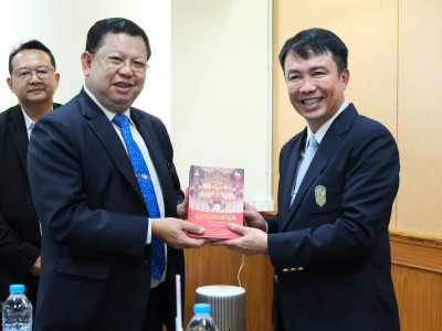 อธิบดีกรมส่งเสริมสหกรณ์ ให้การต้อนรับ ดร.มะณู บุญศรีมณีชัย ... พารามิเตอร์รูปภาพ 5