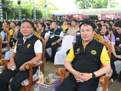 อธิบดีกรมส่งเสริมสหกรณ์ พร้อมด้วย ... พารามิเตอร์รูปภาพ 4